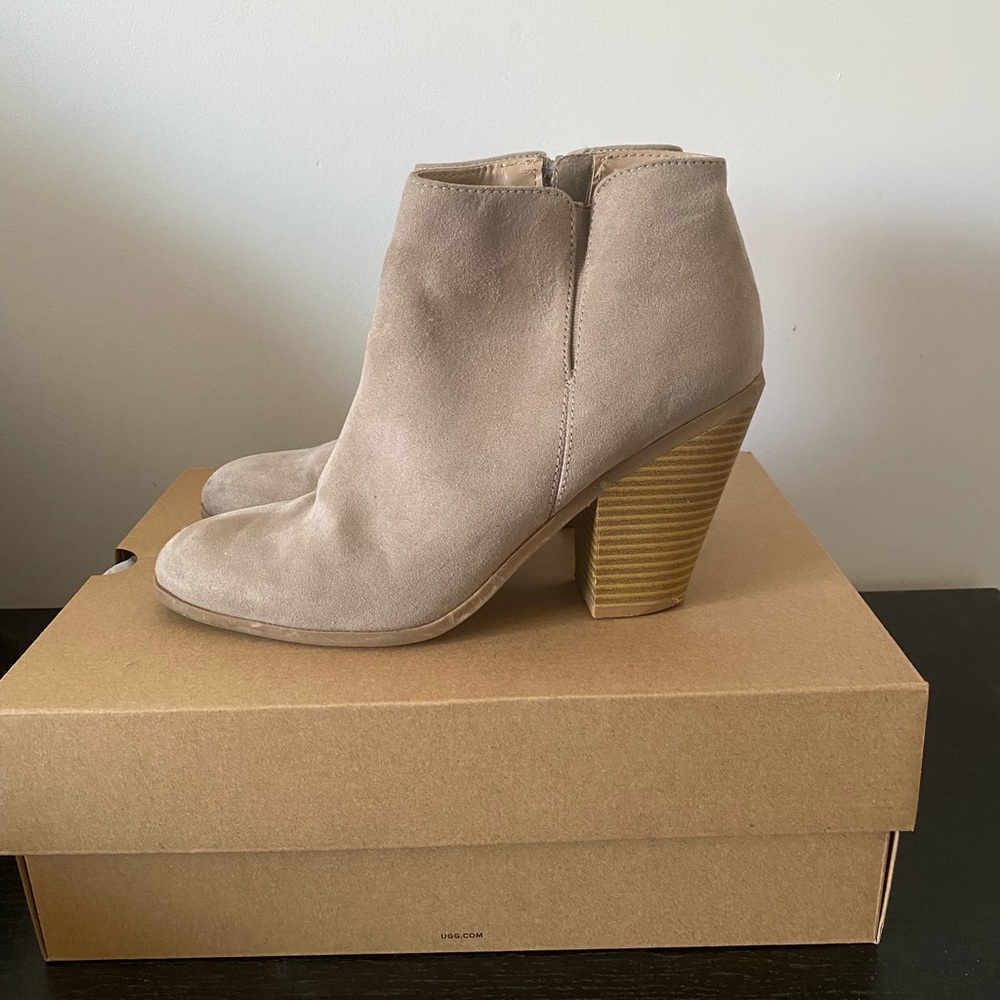 Faux Suede Banana Republic Grey Booties
